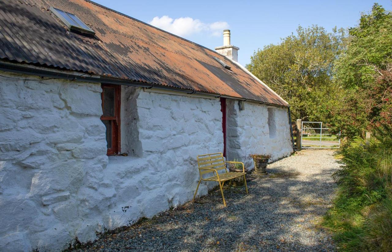 Half Of 12 Camustianavaig Villa Camastianavaig Exteriör bild